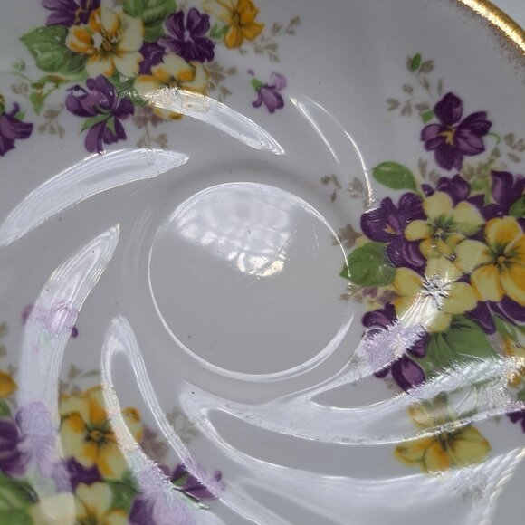 Rosina Bone China Saucer Gold Trim Yellow & Purple Pansies Floral England Vintag - Picture 3 of 6